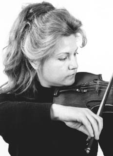 bildArtist photo of Raphael, Christine - Violine