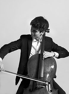 bildArtist photo of Heesch, Christoph - Violoncello