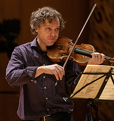 bildArtist photo of Suvaiala, Cristian - Violine