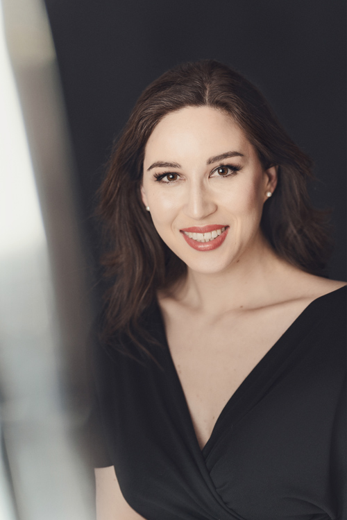 bildArtist photo of Moorman, Julia - Sopran