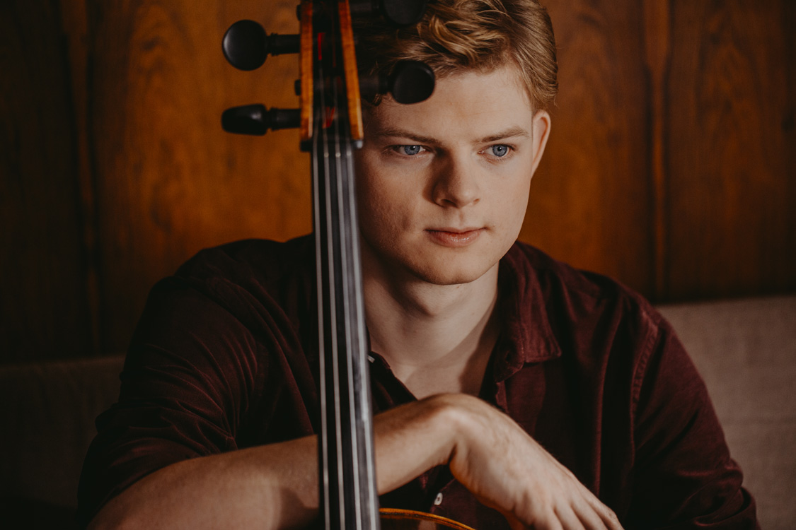 bildArtist photo of Schuler, Till - Violoncello