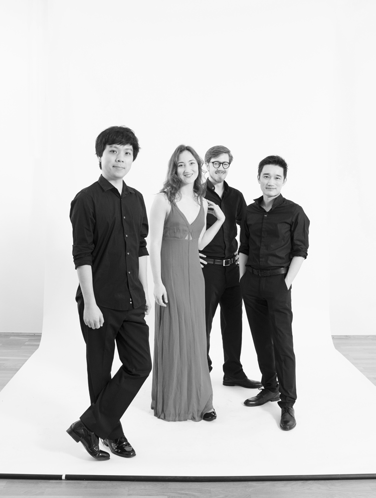bildArtist photo of Simply Quartet - Streichquartett