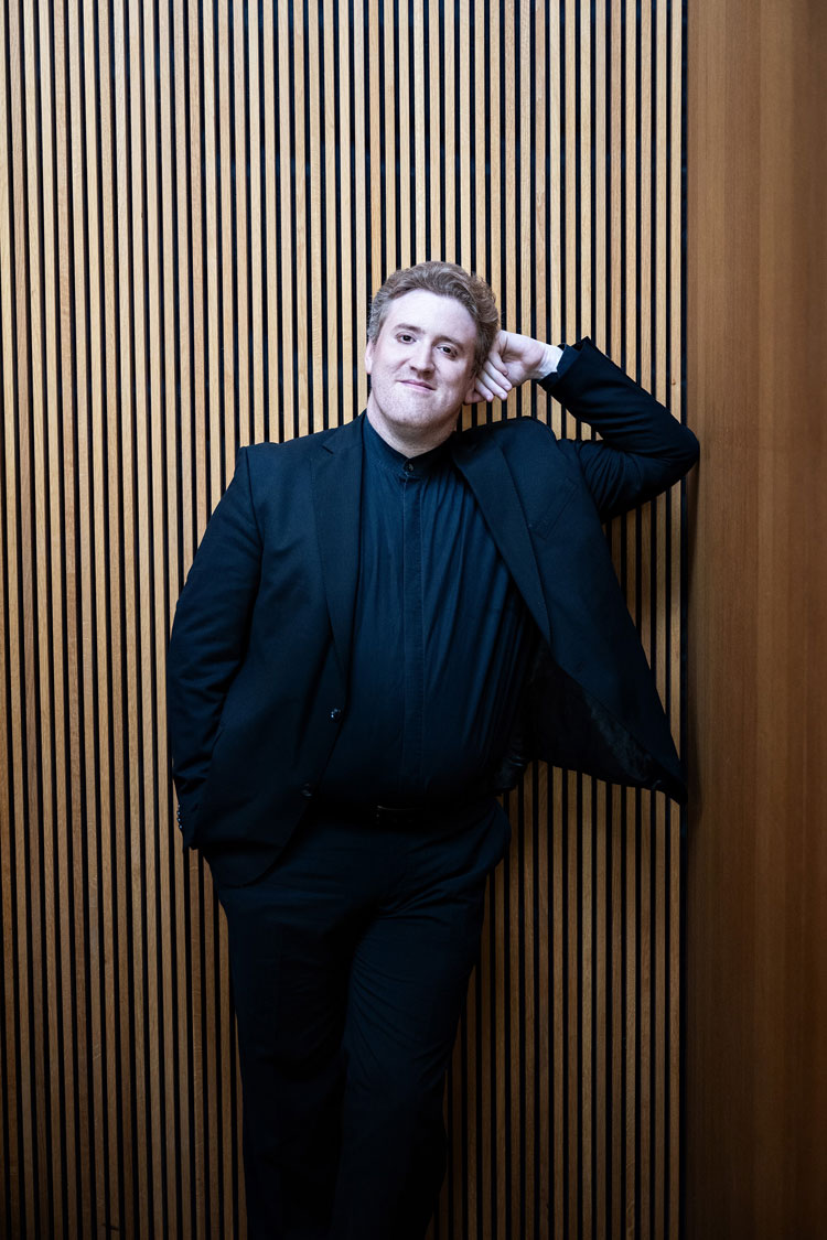 bildArtist photo of Marani, Mino - Dirigent