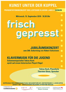 Tobias Koch spielt Klaviermusik für die Jugend